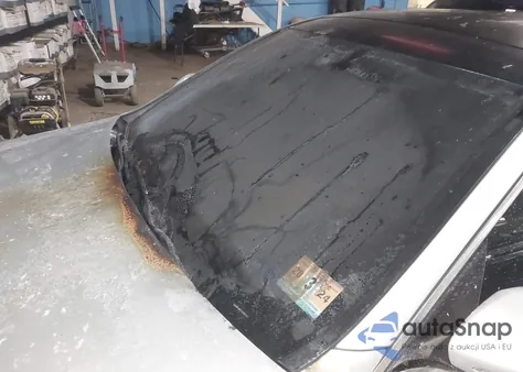 2015 Mercedes-Benz C 300 Sport 4Matic из США, поврежденный, VIN 55SWF4KB1FU083767